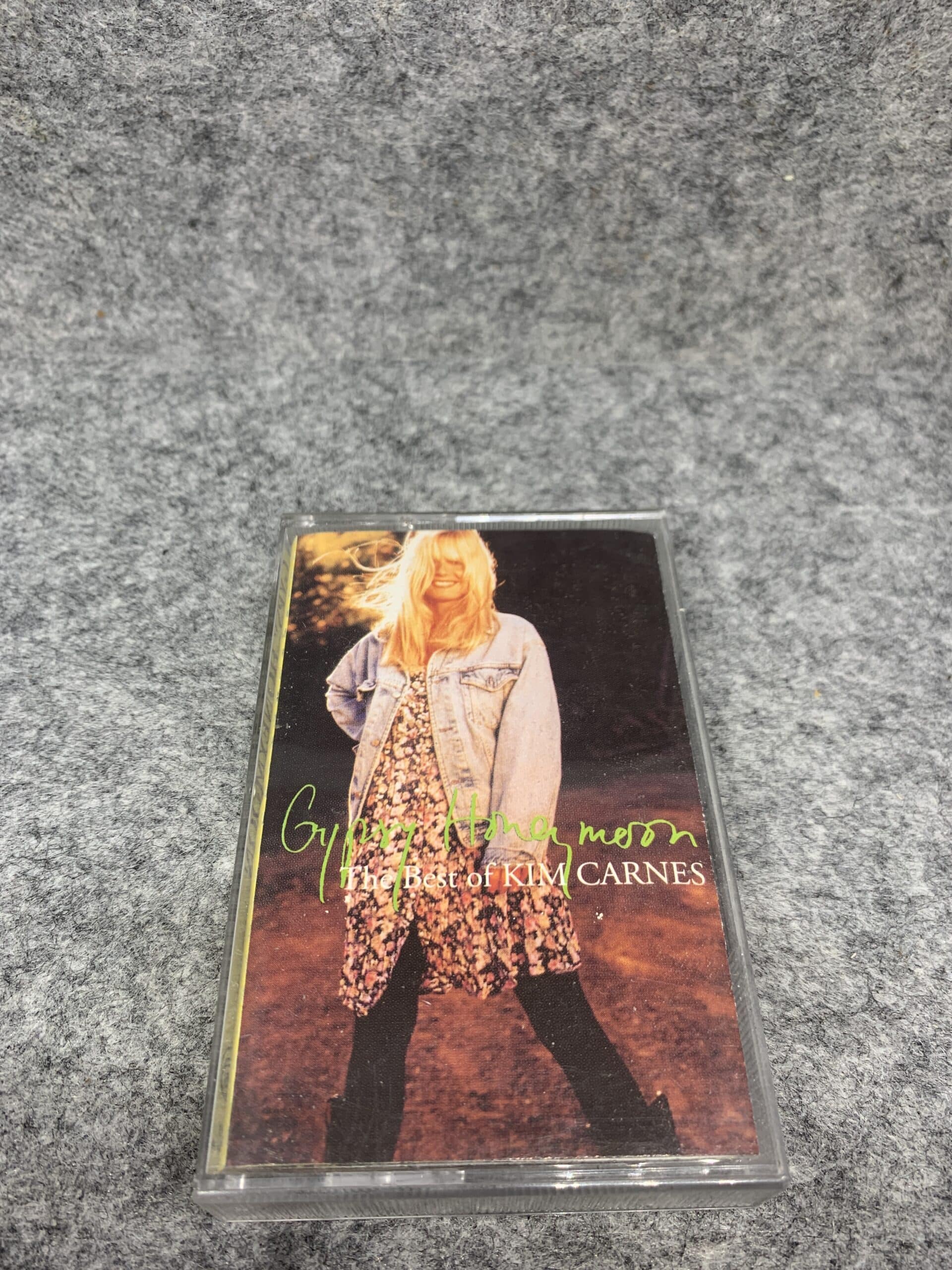 MC KAZETA GYPSY HONEYMOON - The Best Of Kim Carnes